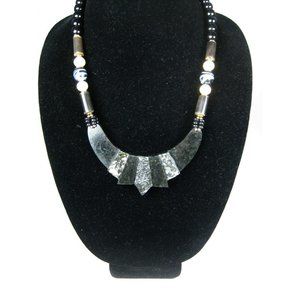 Vintage Estate Necklace Women 21 Inch Stone Bib Wood Plastic Beads Black